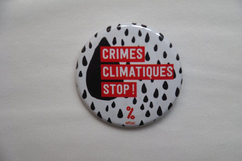 CRIMES CLIMATIQUES STOP ! (2015)